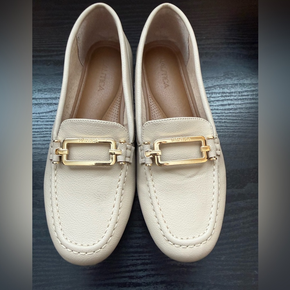 Nautica Women's Beige Loafers with Gold Accent